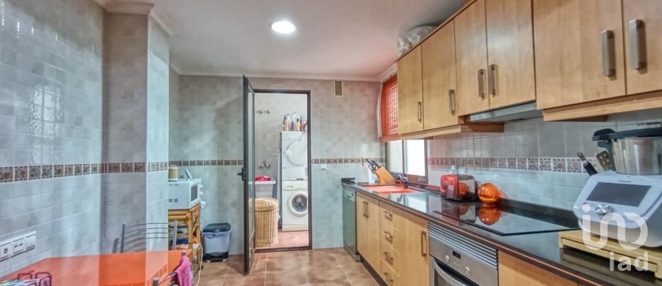 Pis 2 habitacions de 92 m² a Villena (03400)