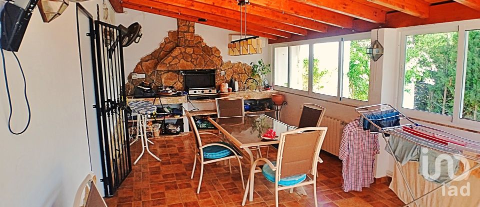 Cottage 3 bedrooms of 203 m² in Albox (04800)