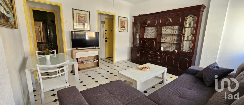 Pis 2 habitacions de 69 m² a Almería (04003)