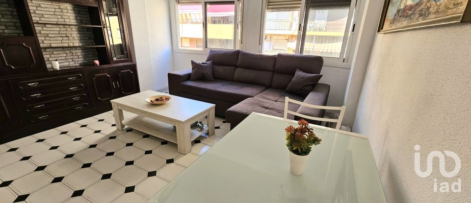 Pis 2 habitacions de 69 m² a Almería (04003)