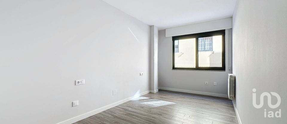 Pis 3 habitacions de 93 m² a Boiro (15930)