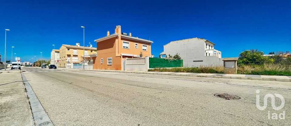 Land of 250 m² in Oliva (46780)