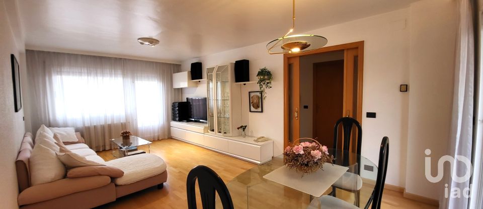 Lodge 3 bedrooms of 220 m² in Mequinenza (50170)