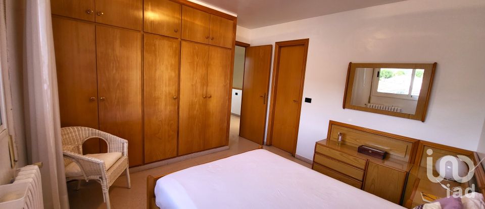 Lodge 3 bedrooms of 220 m² in Mequinenza (50170)