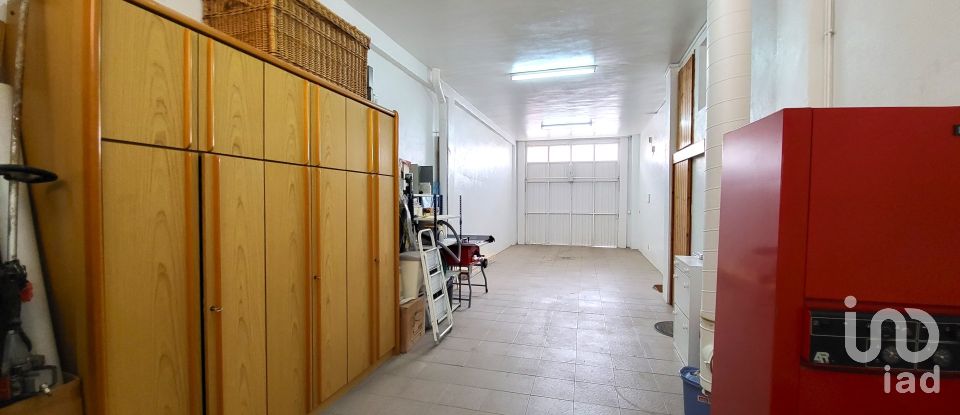 Gîte 3 chambres de 220 m² à Mequinenza (50170)