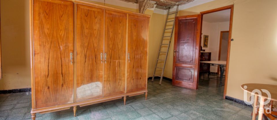 Gîte 5 chambres de 180 m² à Oliva (46780)