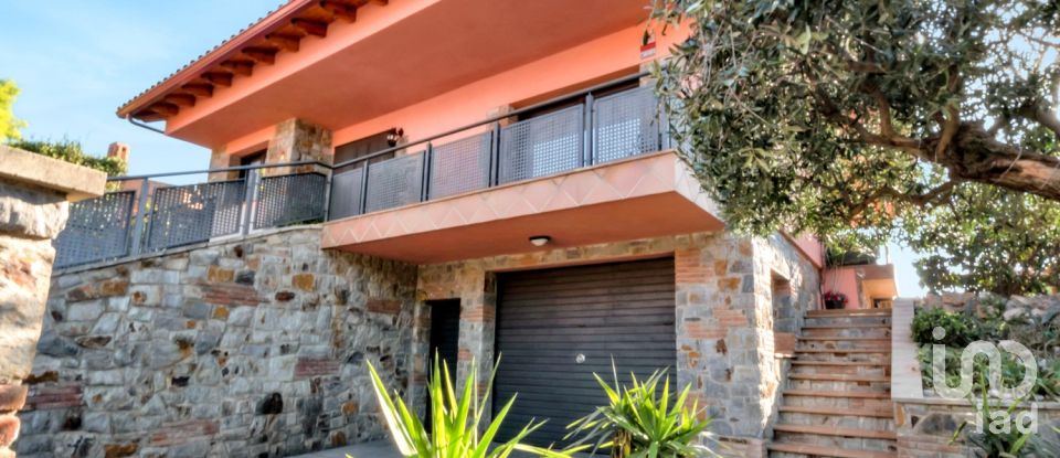 Lodge 5 bedrooms of 415 m² in Caldes de Montbui (08140)