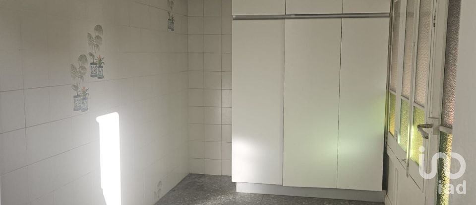 Pis 3 habitacions de 221 m² a Sabadell (08201)