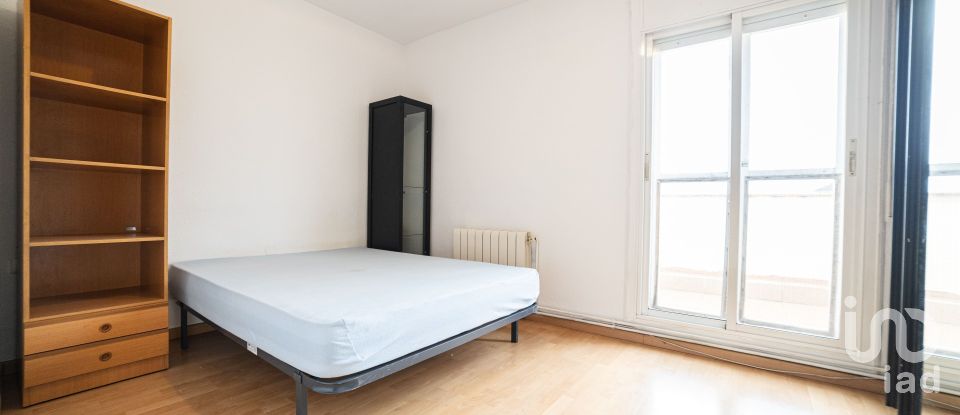 Pis 3 habitacions de 87 m² a Parets del Vallès (08150)