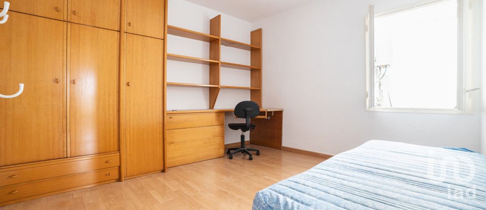 Pis 3 habitacions de 87 m² a Parets del Vallès (08150)