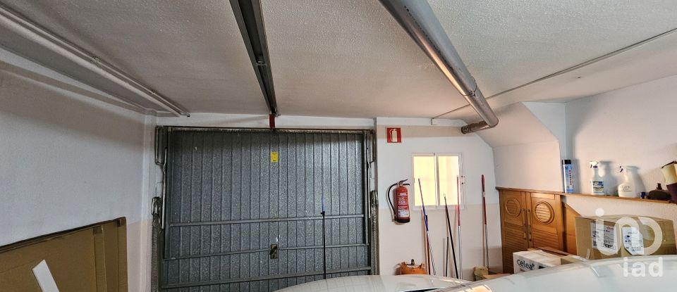 Casa 4 habitacions de 188 m² a Huércal de Almería (04230)