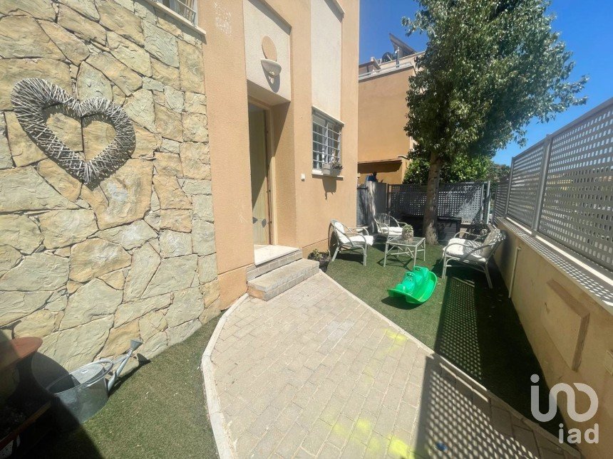 Mansion 3 bedrooms of 120 m² in Málaga (29190)