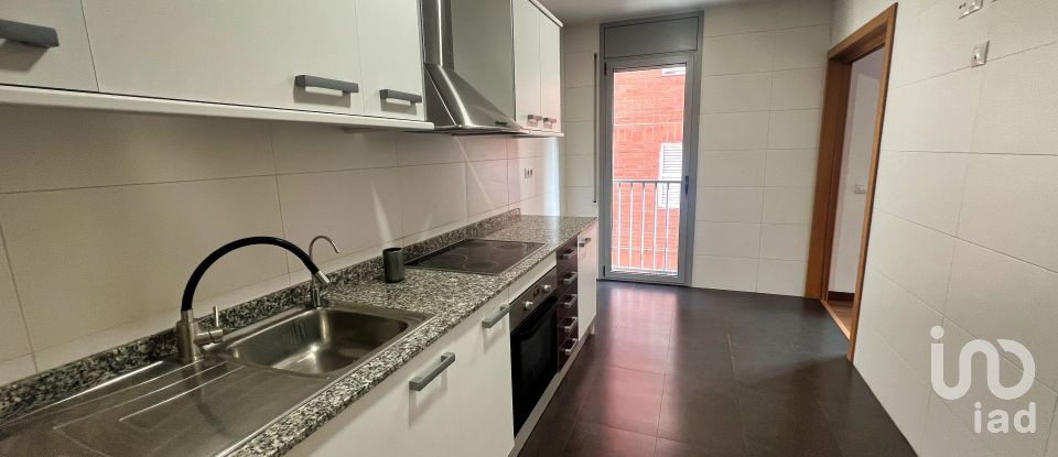 Appartement 3 chambres de 109 m² à Sant Vicenç dels Horts (08620)