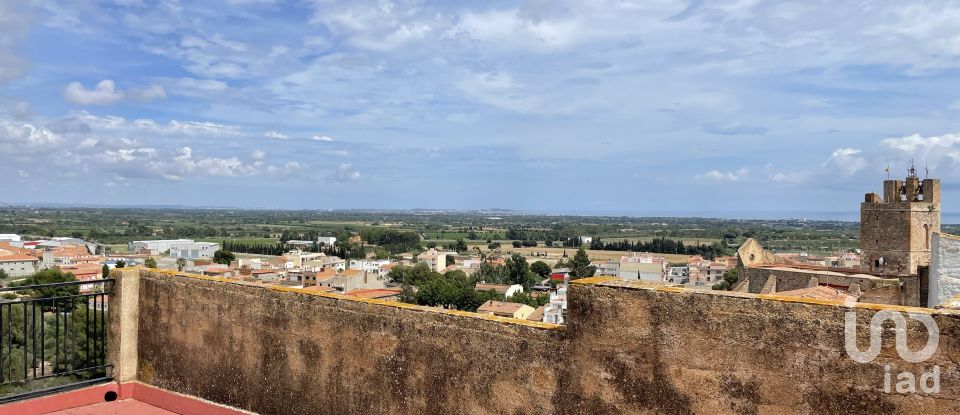 Casa 7 habitaciones de 330 m² en Mont-Roig del Camp (43300)