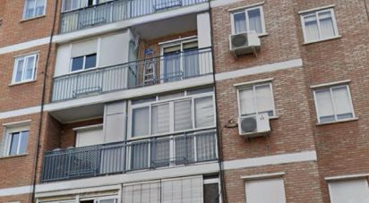 Pis 3 habitacions de 64 m² a Alcalá de Henares (28802)