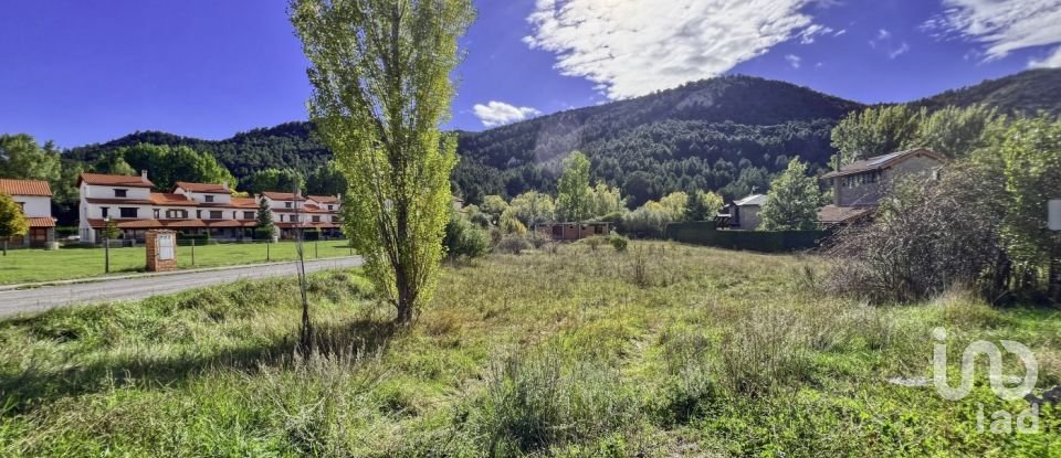 Terreno de 543 m² en La Virgen de la Vega (44431)