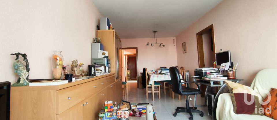 Pis 3 habitacions de 82 m² a Les Roquetes (08812)