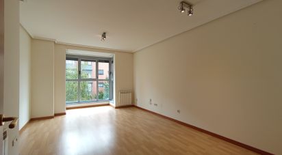 Edifici d'apartaments 2 habitacions de 91 m² a Madrid (28017)