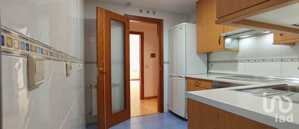 Edifici d'apartaments 2 habitacions de 91 m² a Madrid (28017)