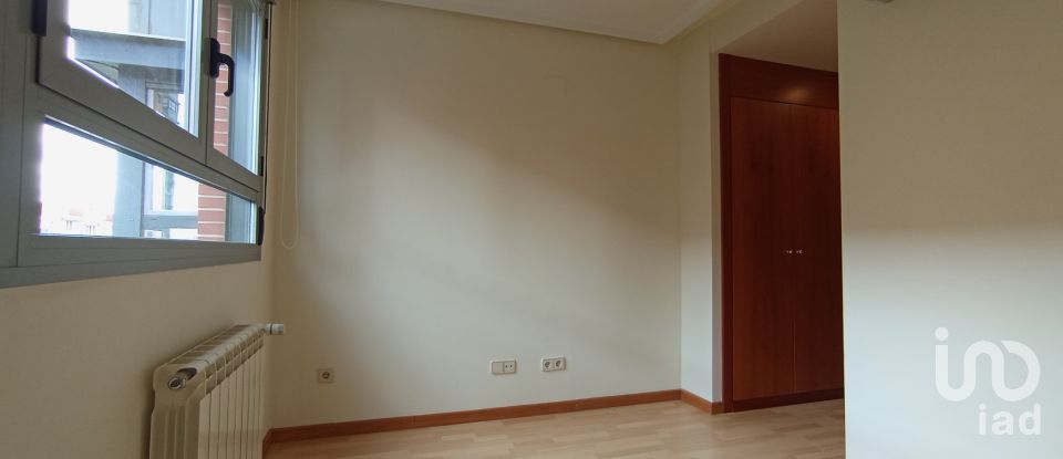 Edifici d'apartaments 2 habitacions de 91 m² a Madrid (28017)