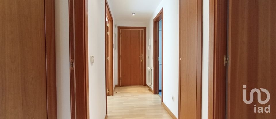 Immeuble 2 chambres de 91 m² à Madrid (28017)