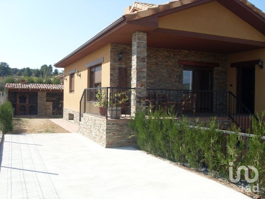 Cottage 3 bedrooms of 290 m² in Lorenzana (24122)