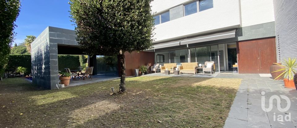 Gîte 5 chambres de 450 m² à Sant Vicenç de Montalt (08394)