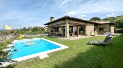 Lodge 4 bedrooms of 449 m² in Folgueroles (08519)