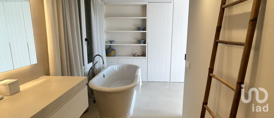 Gîte 4 chambres de 250 m² à Sitges (08870)