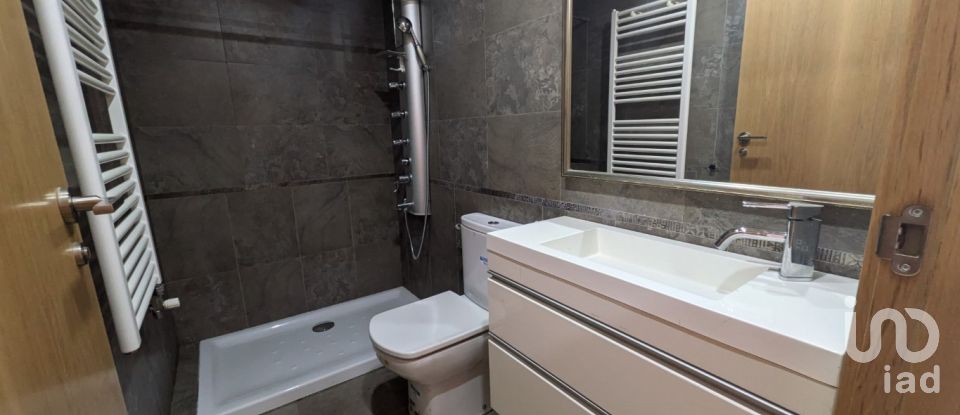 Pis 3 habitacions de 95 m² a Balaguer (25600)