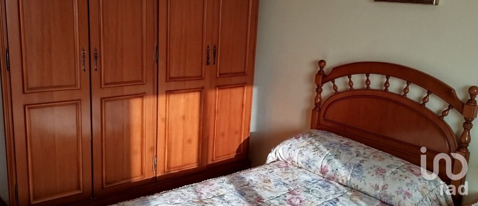 Gîte 0 chambre de 168 m² à Vinaros (12500)