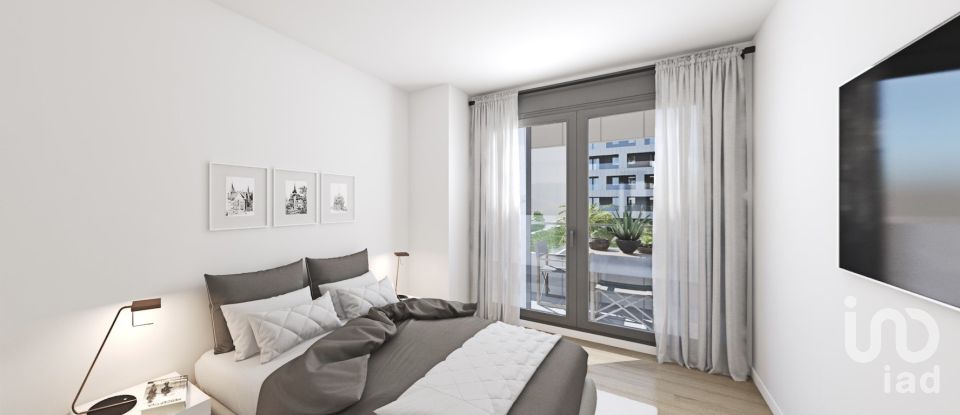 Pis 3 habitacions de 110 m² a Barcelona (08027)