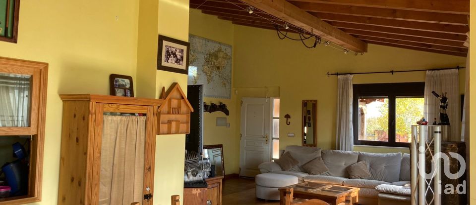 House 3 bedrooms of 265 m² in Valdesogo de Abajo (24226)