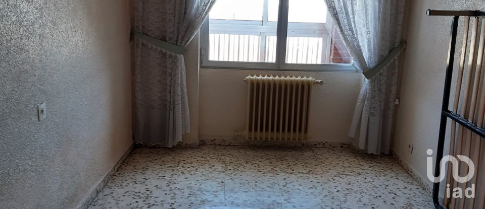 Pis 3 habitacions de 92 m² a La Bañeza (24750)