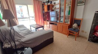 Pis 3 habitacions de 76 m² a Sevilla (41009)