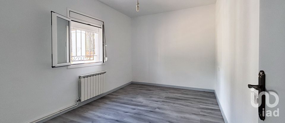 Maison 3 chambres de 92 m² à Vacarisses (08233)