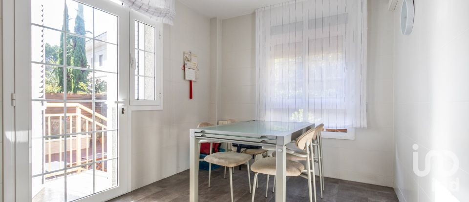 Maison 6 chambres de 493 m² à Sabadell (08206)