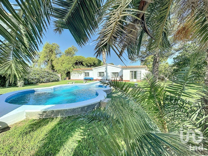 Casa 3 habitaciones de 250 m² en Chiclana de la Frontera (11130)