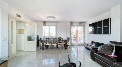 Apartment 3 bedrooms of 130 m² in Cubelles (08880)