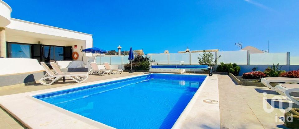 House 3 bedrooms of 145 m² in Playa Blanca (35580)