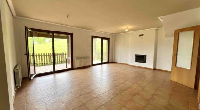 House 3 bedrooms of 206 m² in Perbes (15608)