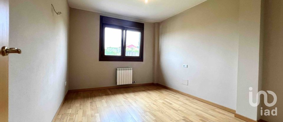 House 3 bedrooms of 206 m² in Perbes (15608)