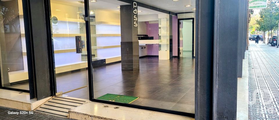 Botiga / Local comercial de 81 m² a Barcelona (08028)