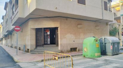 Shop / premises commercial of 208 m² in Torrevieja (03185)