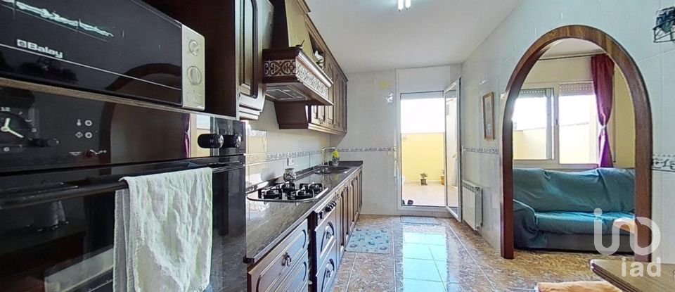 House 4 bedrooms of 270 m² in Cubelles (08880)