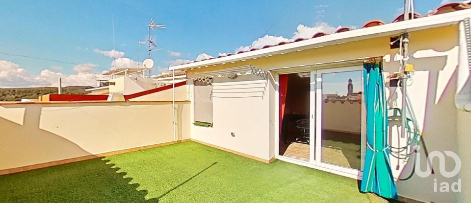 House 4 bedrooms of 270 m² in Cubelles (08880)