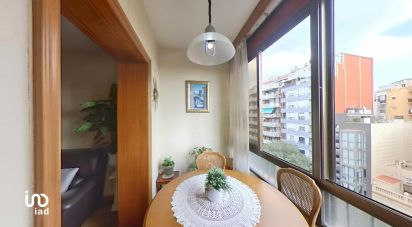 Pis 3 habitacions de 65 m² a Barcelona (08026)