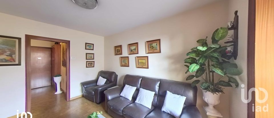 Pis 3 habitacions de 65 m² a Barcelona (08026)