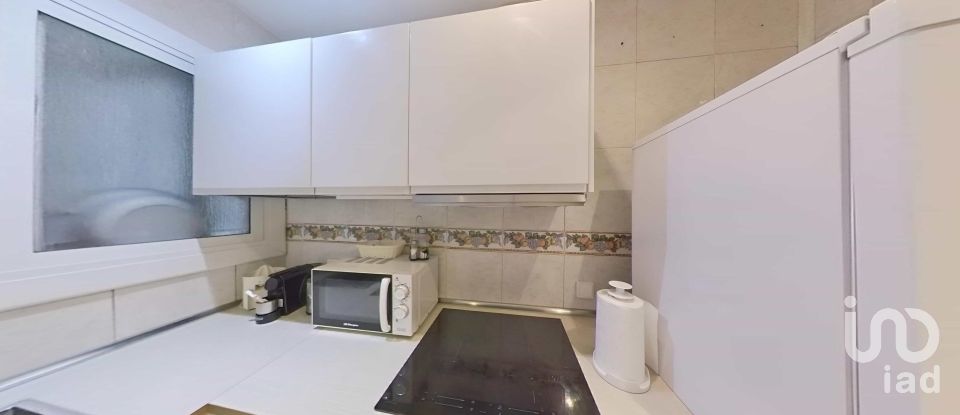 Pis 3 habitacions de 65 m² a Barcelona (08026)