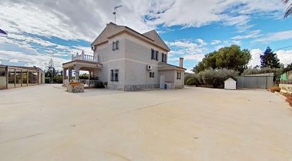 Country house 5 bedrooms of 305 m² in Partida Jubalcoi (03295)